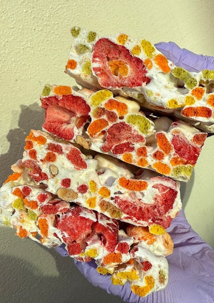 통딸기 아몬드 쫀득쿠키